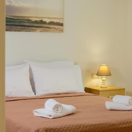 Melia Deluxe City View Apartment อายิโอสนิโกลาโอส ภายนอก รูปภาพ