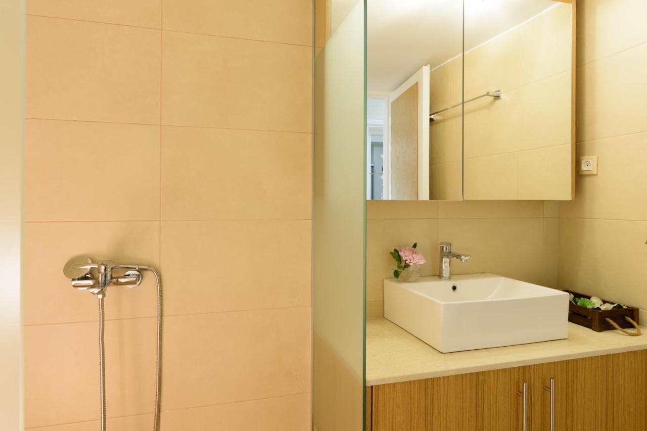 Melia Deluxe City View Apartment อายิโอสนิโกลาโอส ภายนอก รูปภาพ